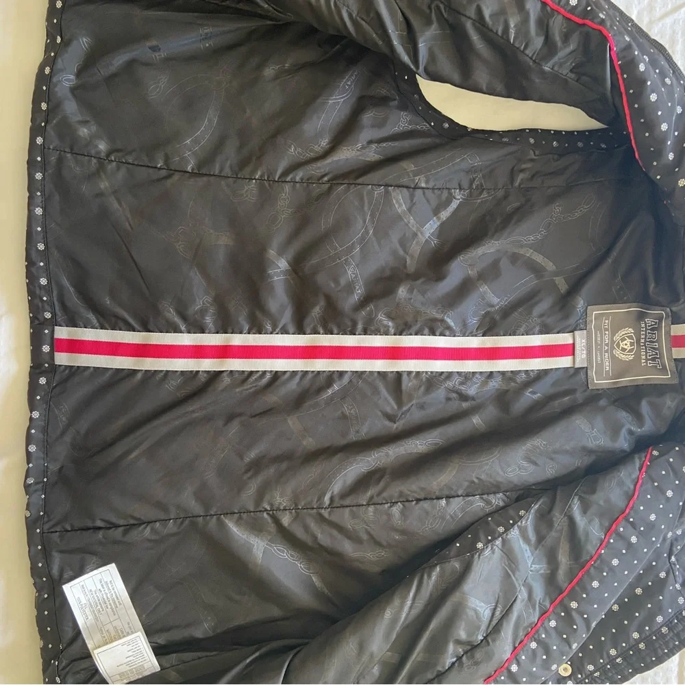 Polka Dot Quilted Vest - Picture 4 of 7